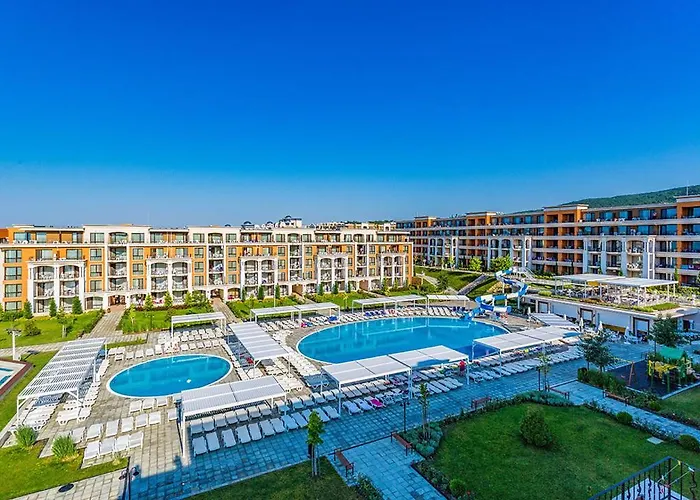 Premier - Sunny Aparthotel